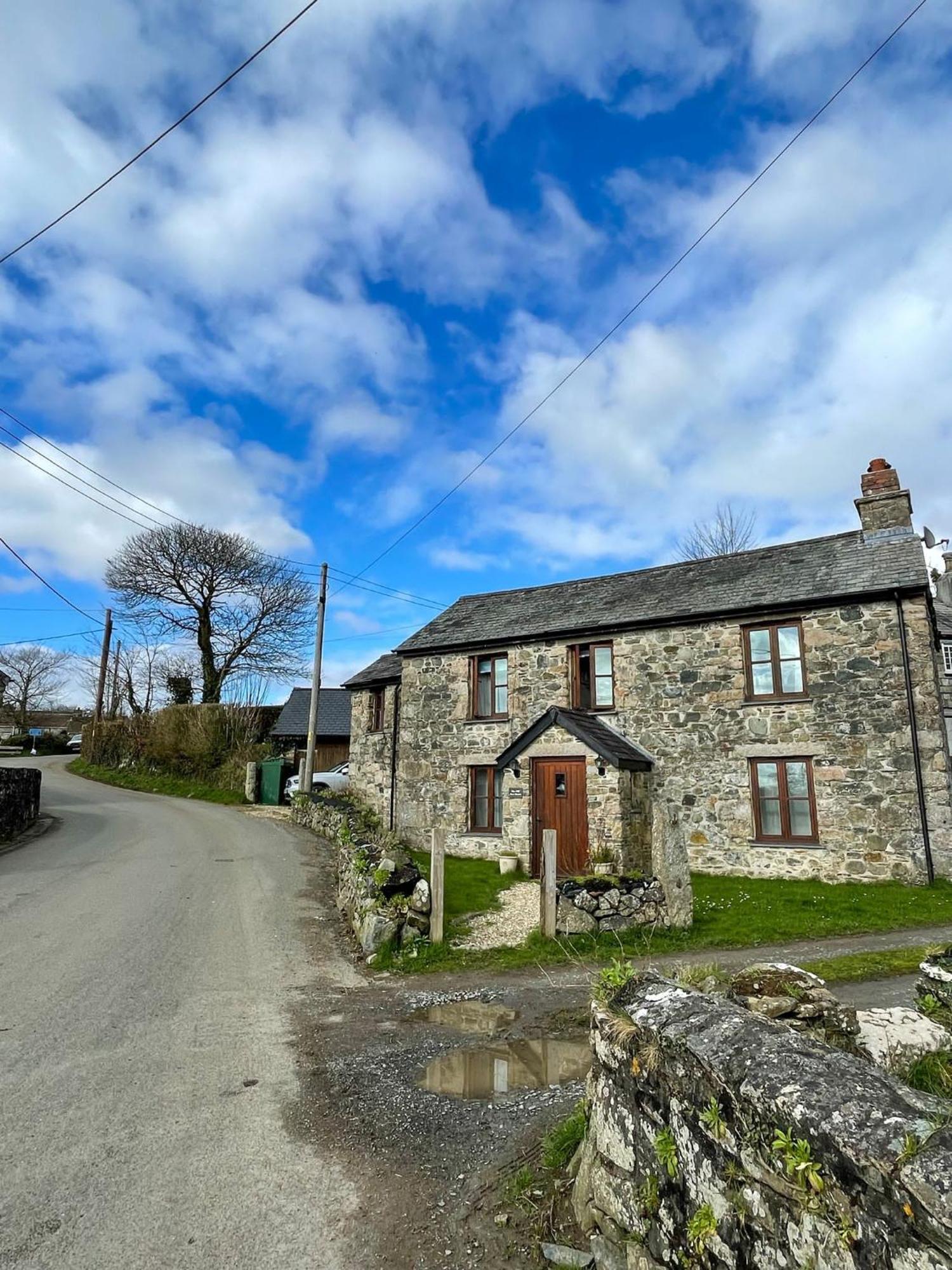 The Old Post House - Historic Dartmoor Home Tavistock  Exterior photo